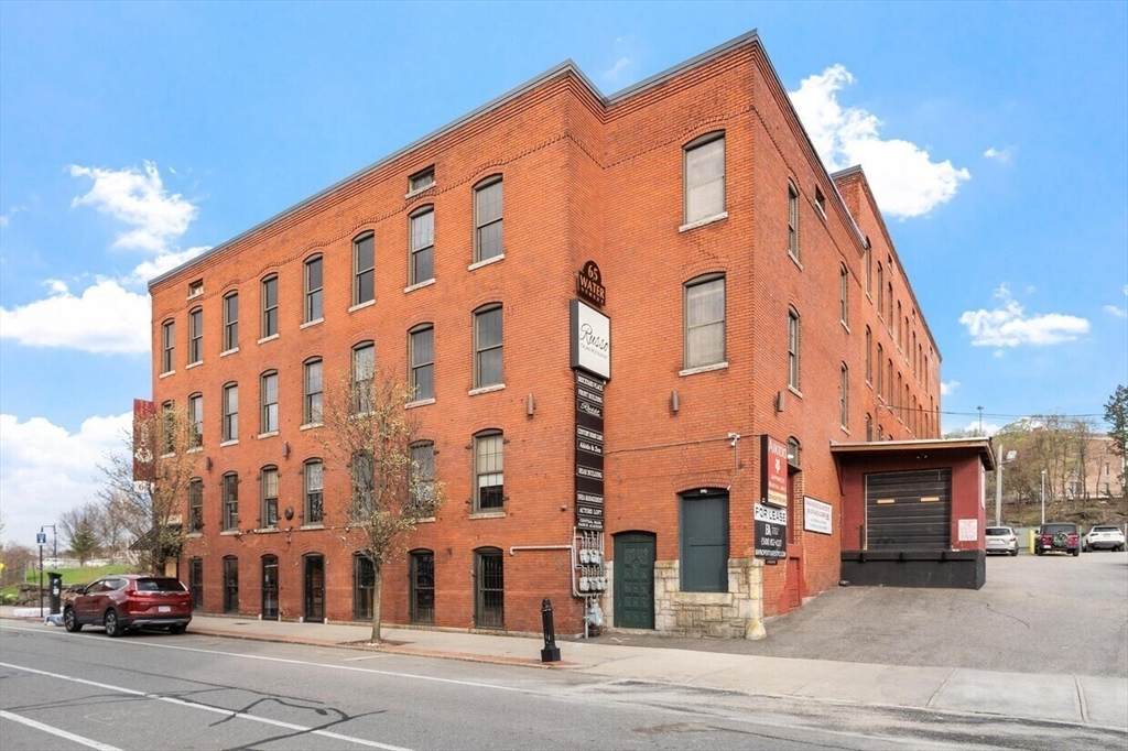 65 Water St - Photo 1