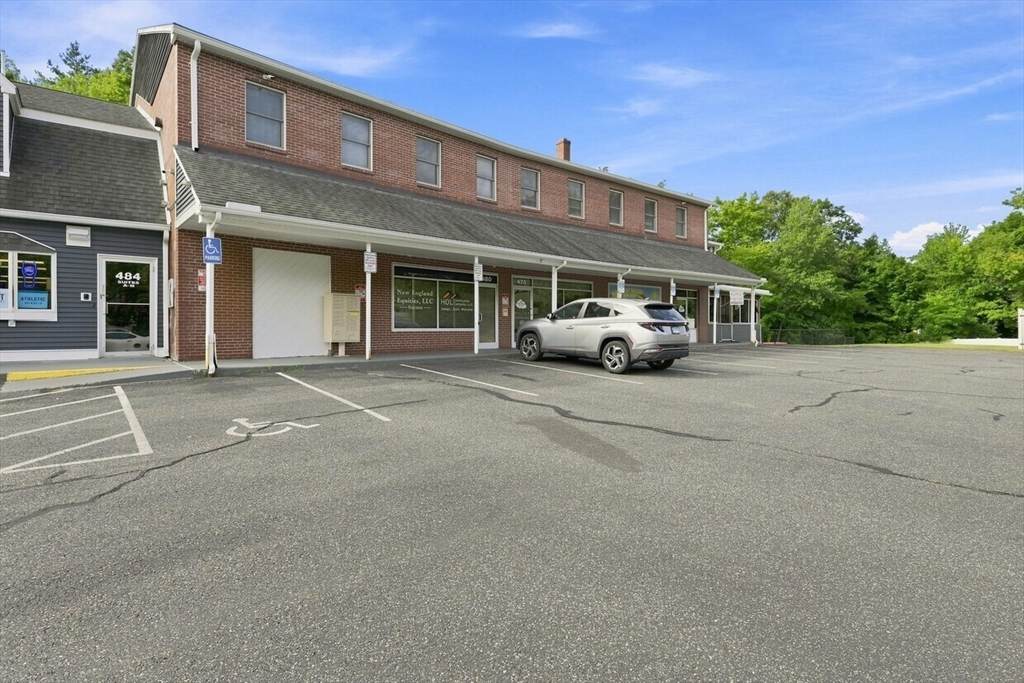 478-488 Main St - Photo 1