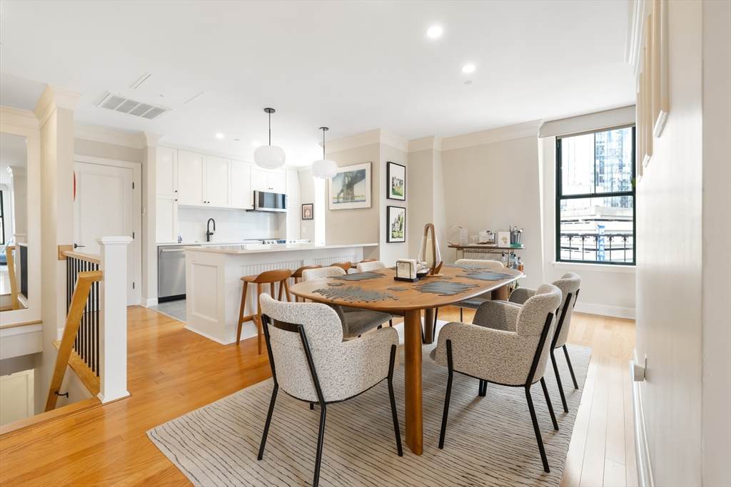 75 Clarendon St - Photo 1