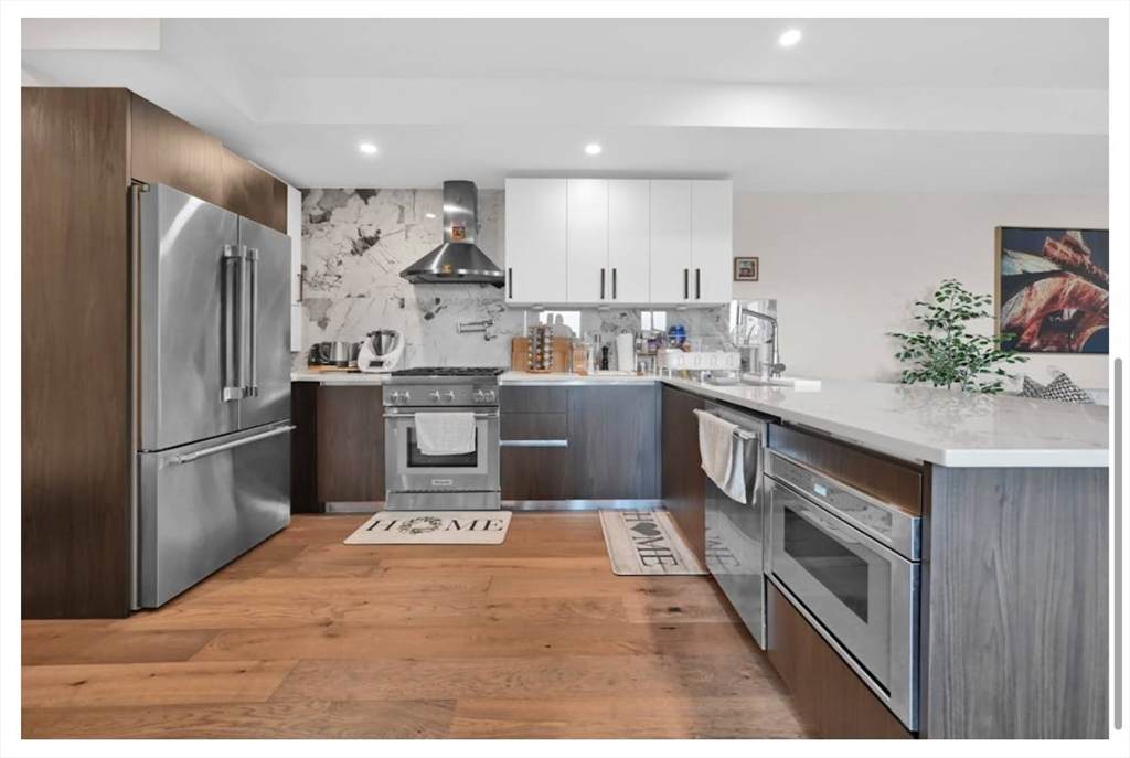 270 Paris Street - Photo 1