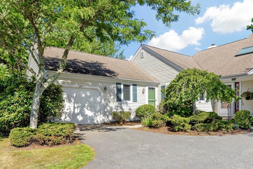 125 Leisure Green Dr - Photo 1