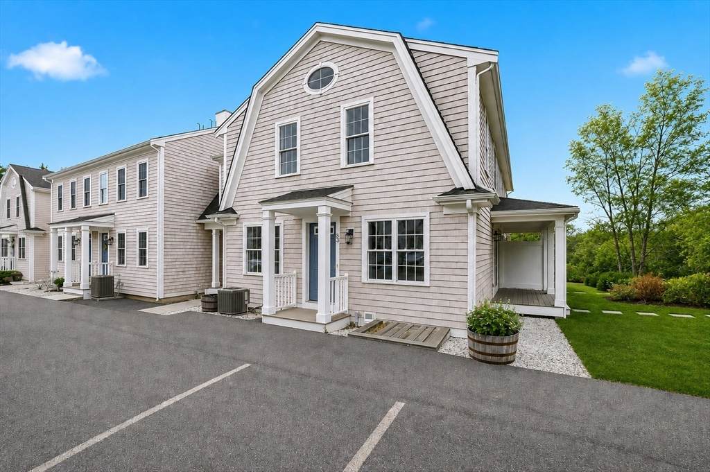 138 Elm Street - Photo 1