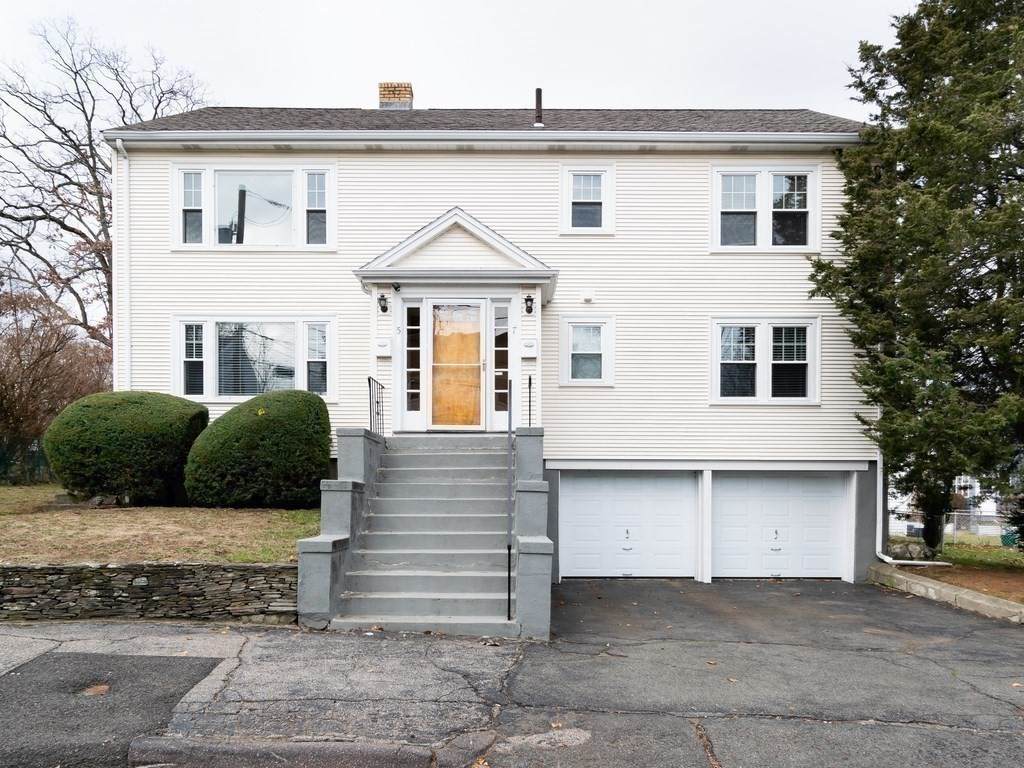 5 Mangano Court - Photo 1