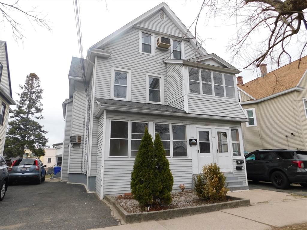 1254 Worcester St - Photo 1