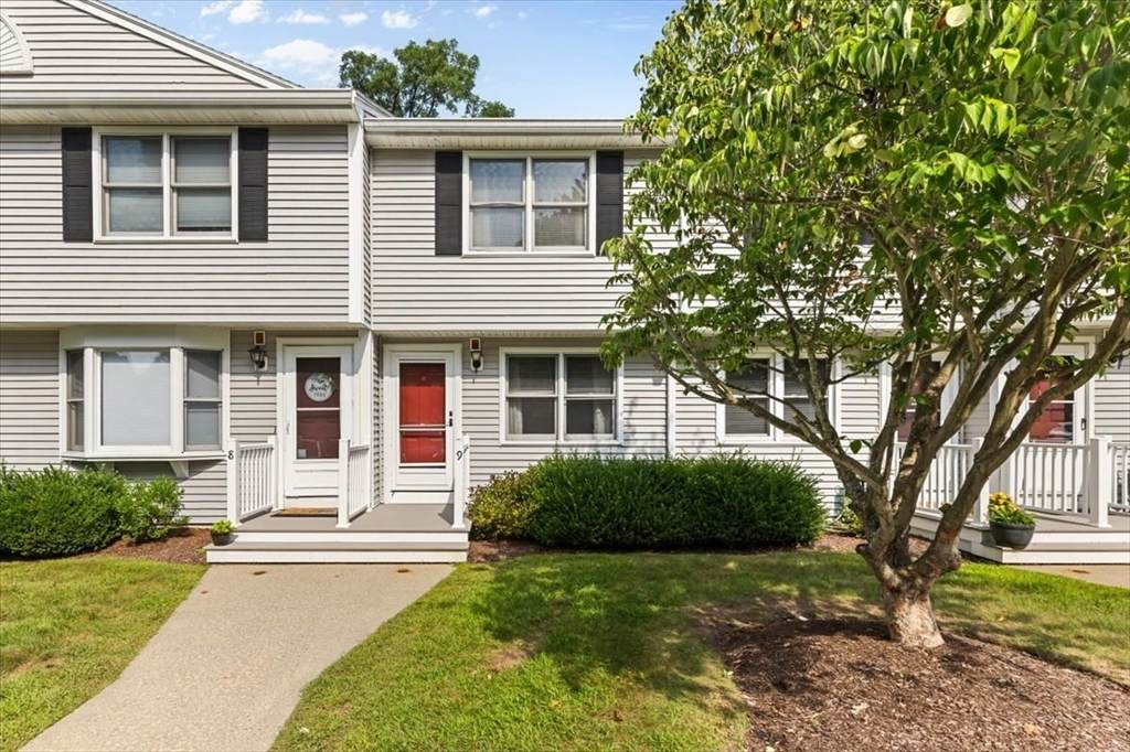 162 Oak St - Photo 1