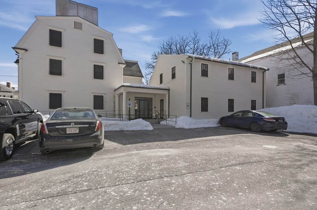 28R Green Street - Photo 1