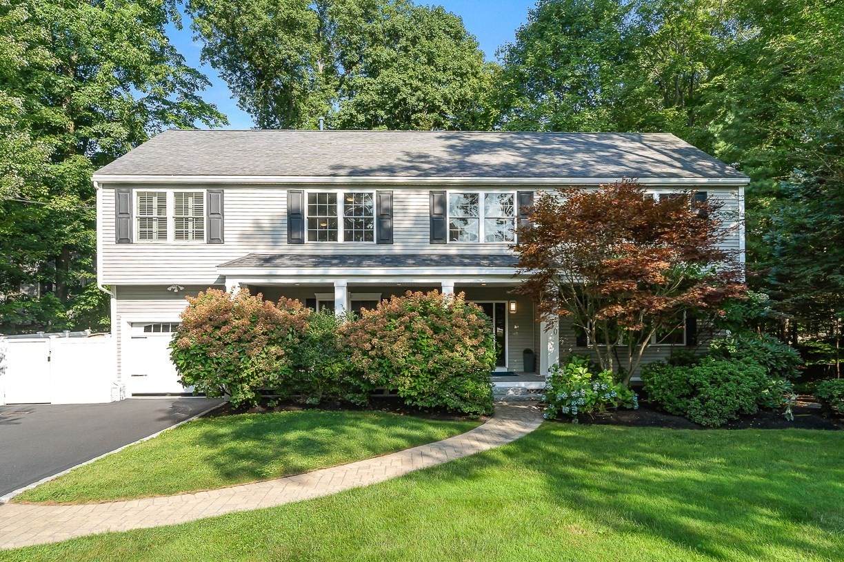 10 Bellevue Avenue - Photo 1