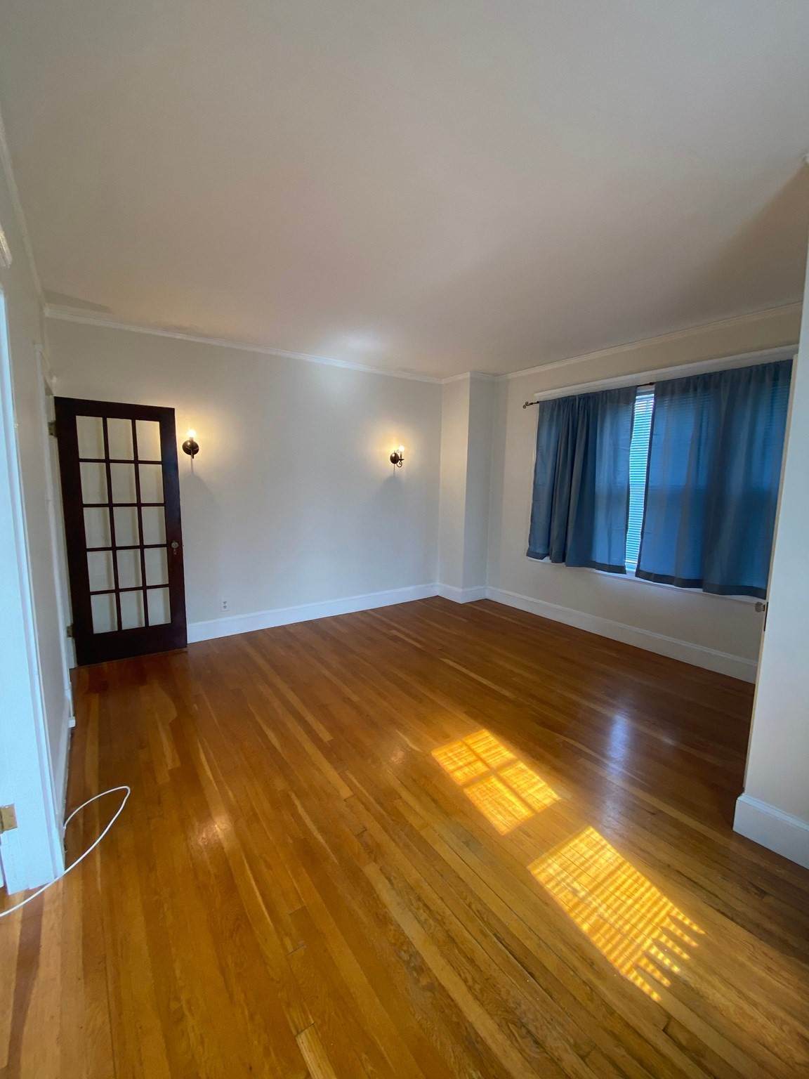 106 Kenoza Avenue - Photo 1