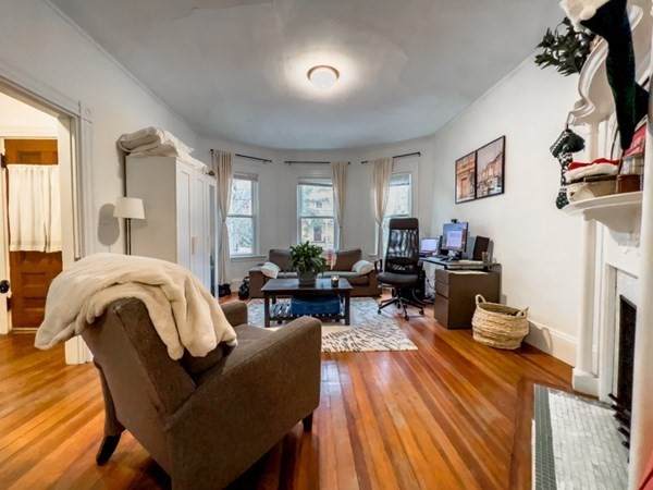 287 Chestnut Avenue - Photo 1