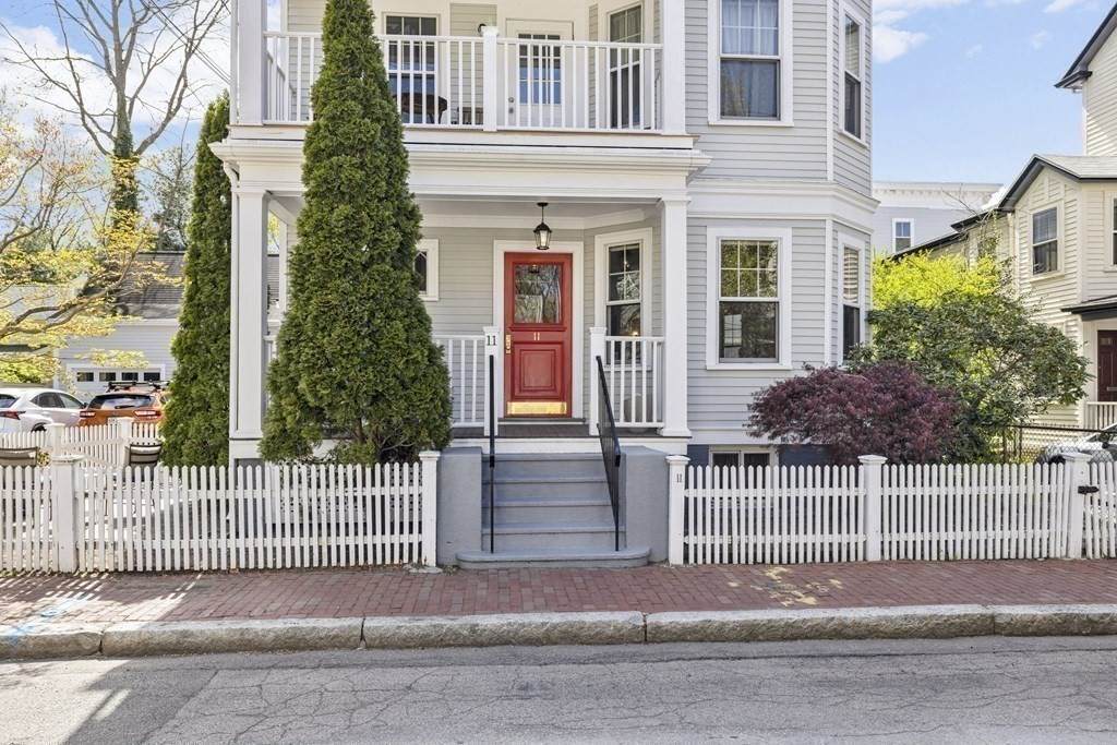 11 Wright St - Photo 1