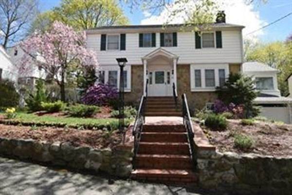 10 Duxbury Rd - Photo 1