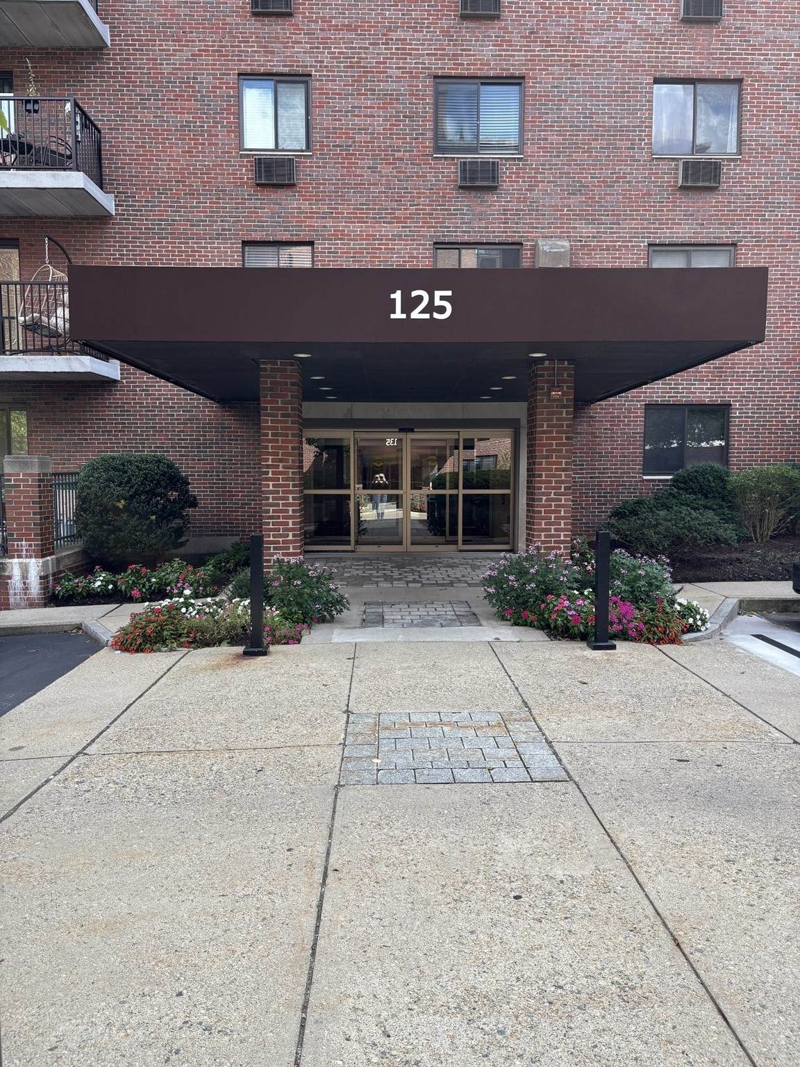 125 Pleasant - Photo 1