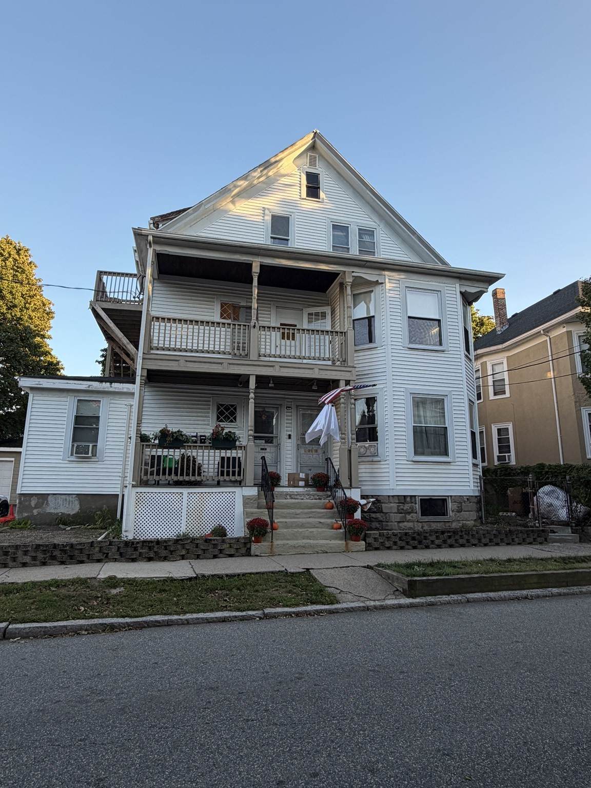 50 Leach St - Photo 1