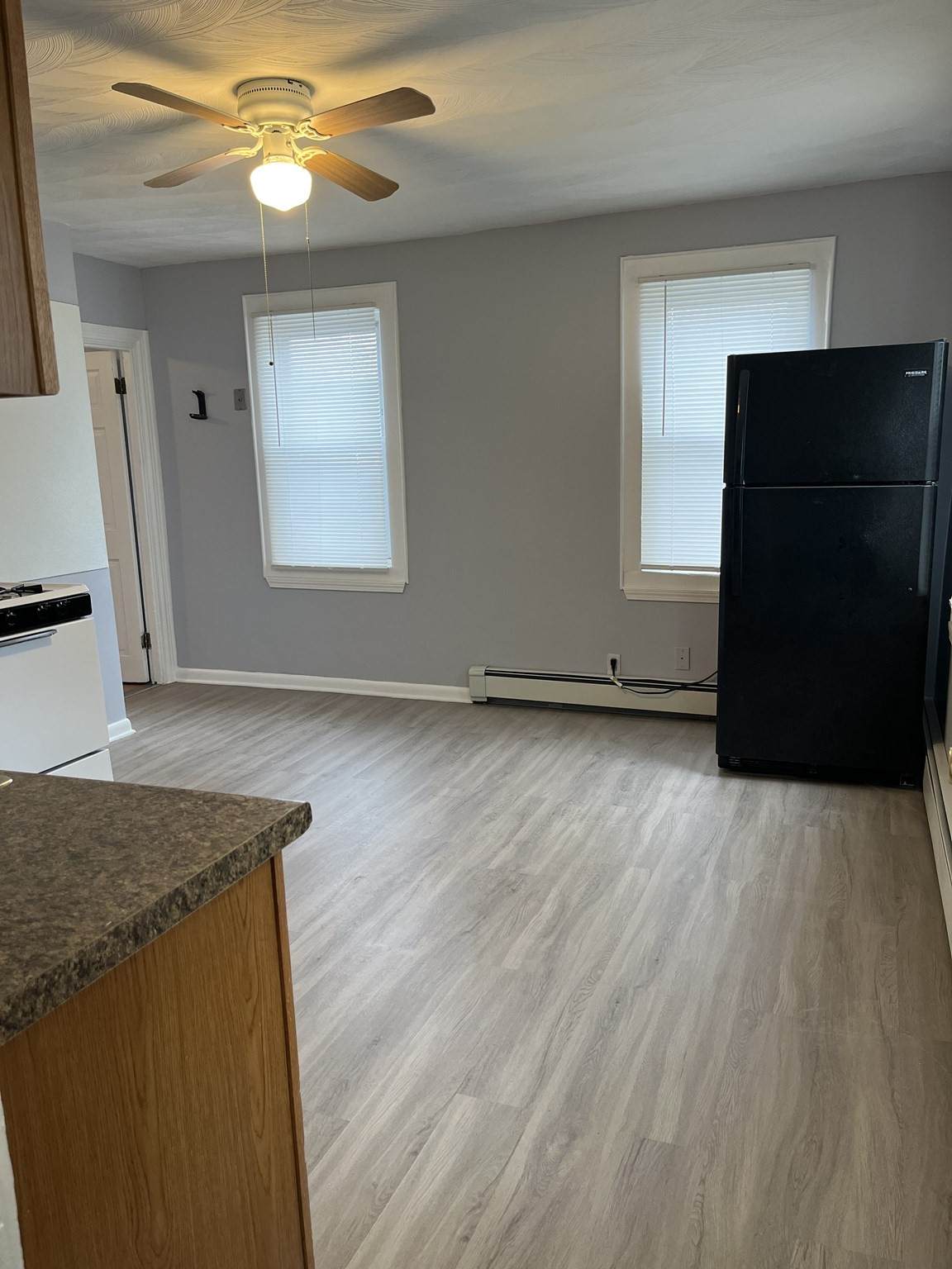 108 Capital St - Photo 1