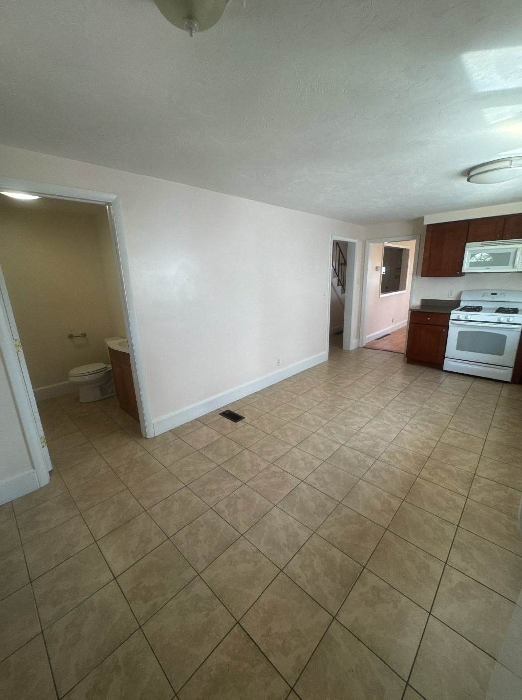 40 Robin St - Photo 1