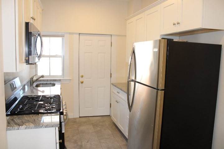 96 Middle St - Photo 1