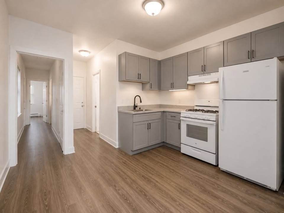 128 Shawmut St - Photo 1