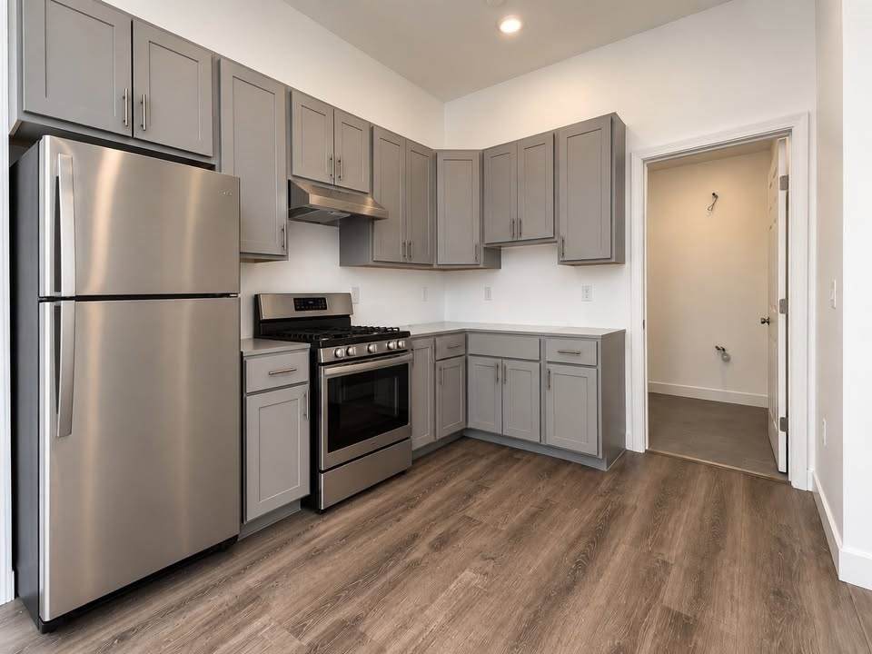 125 Arlington St - Photo 1