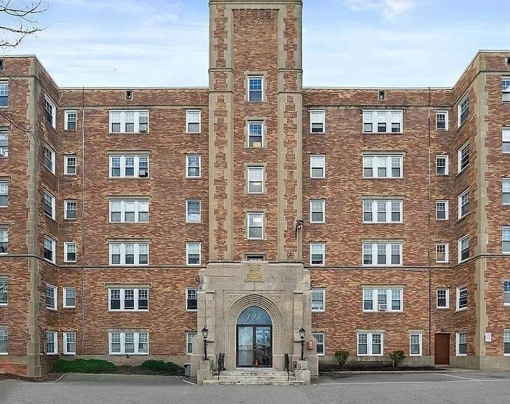 195 Thomas Burgin Parkway - Photo 1