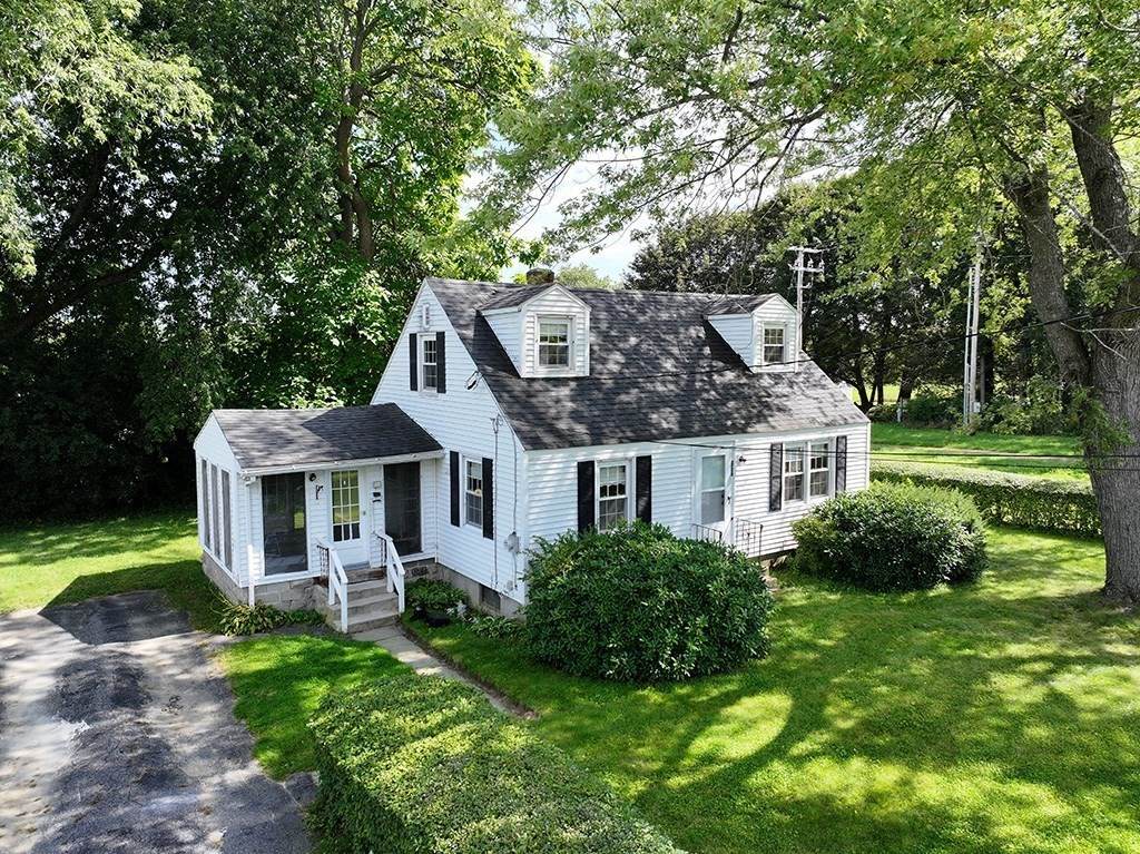 255 Pleasant Street - Photo 1