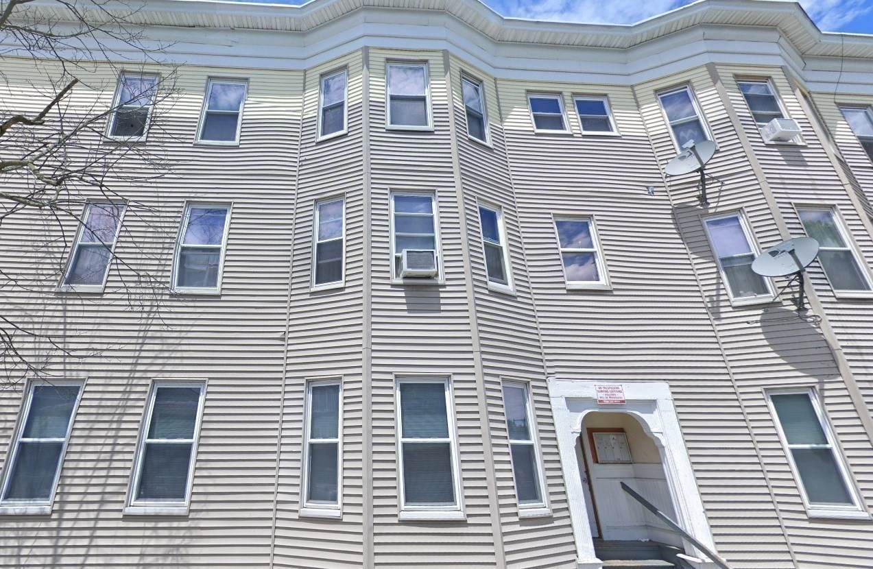 142 Dakota Street - Photo 1