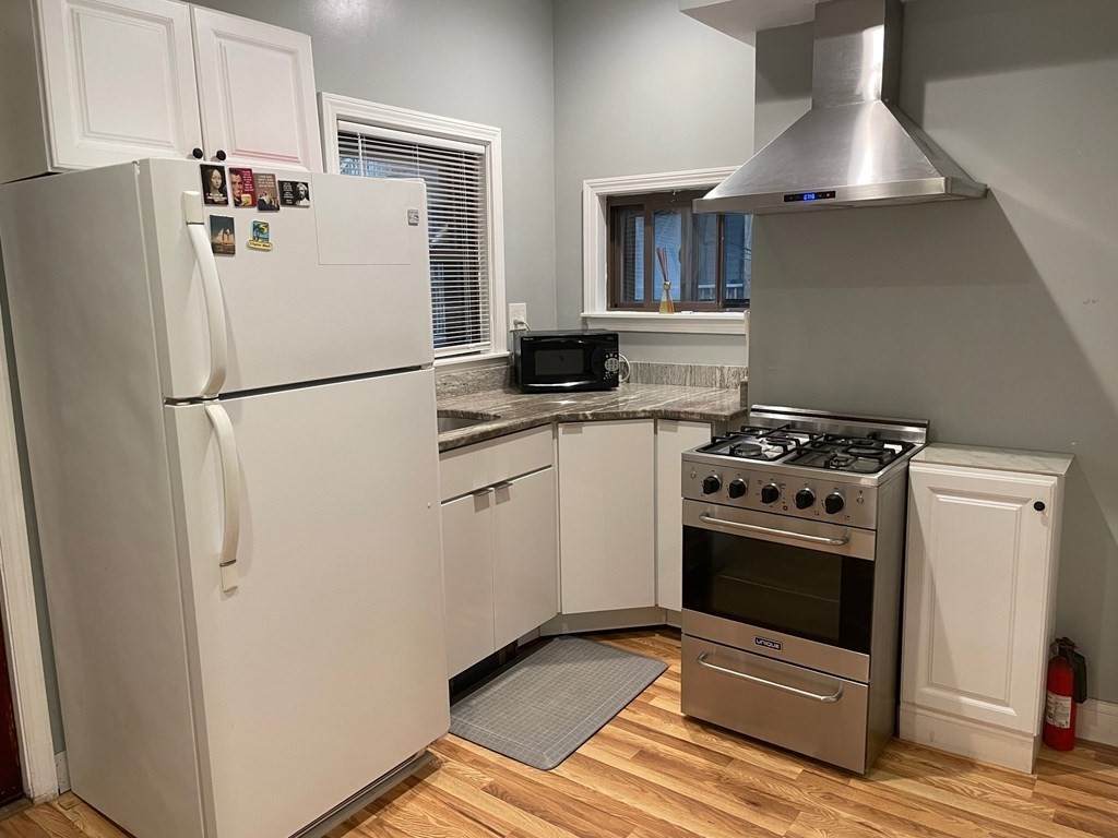 176 West Sixth St. - Photo 1