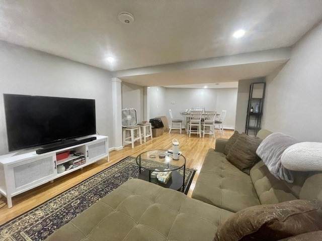 1872 Commonwealth Ave - Photo 1