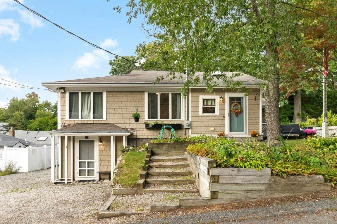 21 Shepard Ave - Photo 1
