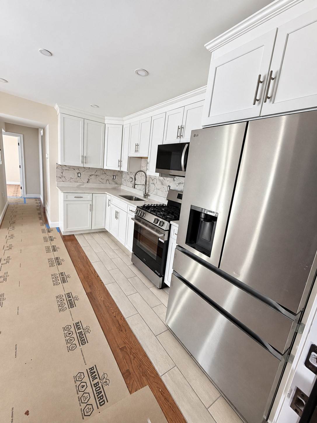 926 Broadway - Photo 1