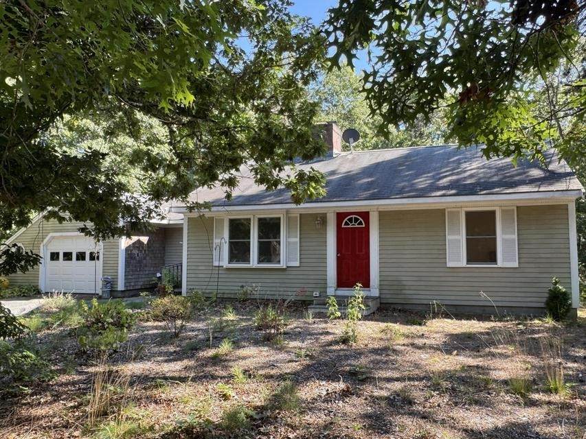 165 Kingsbury Beach Road - Photo 1