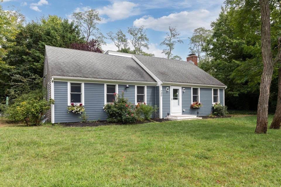 720 Massasoit Road - Photo 1