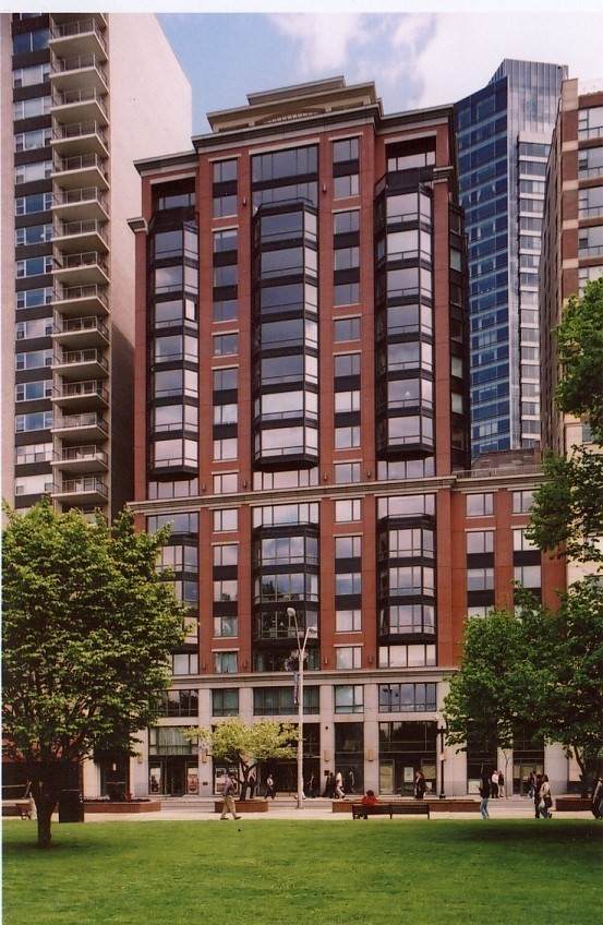 165 Tremont St - Photo 1