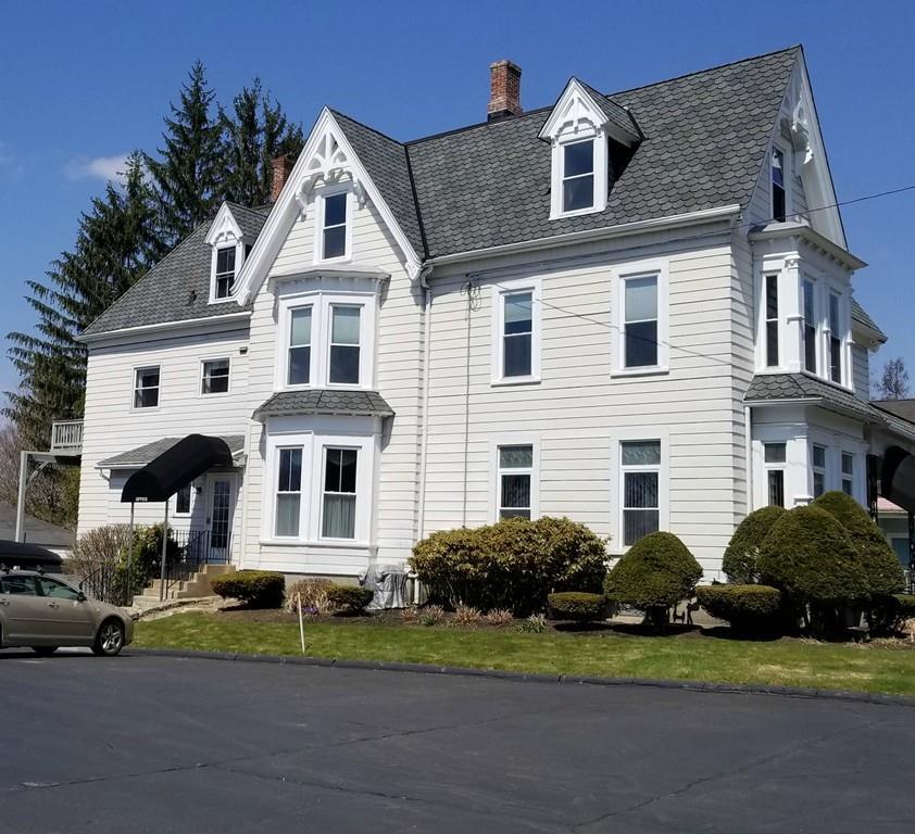 44 Gilbert Street - Photo 1