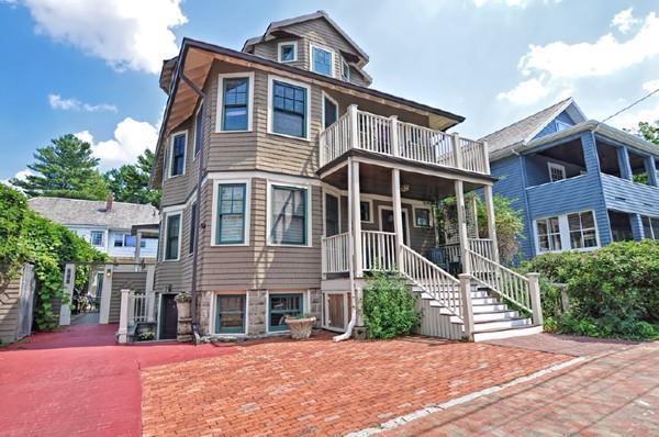 136 Appleton St - Photo 1