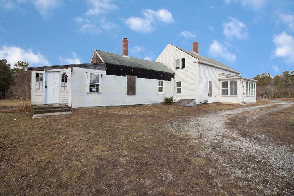 167 Great Neck Rd - Photo 1