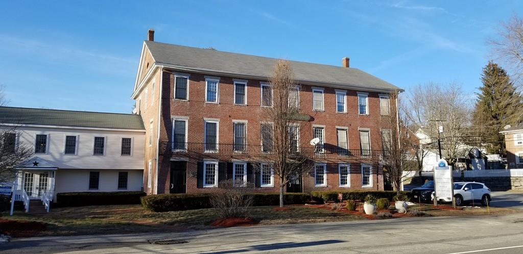 104 E Hartford Ave - Photo 1