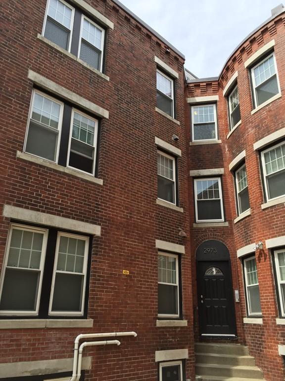 2975 Washington St - Photo 1