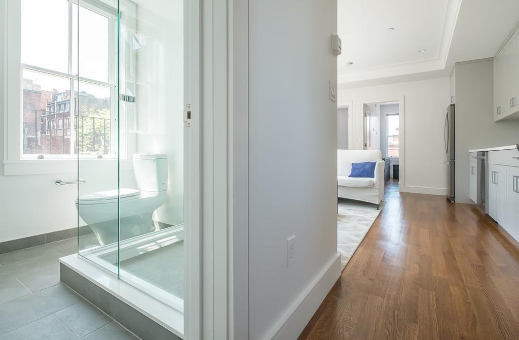 11 Temple Street - Photo 1