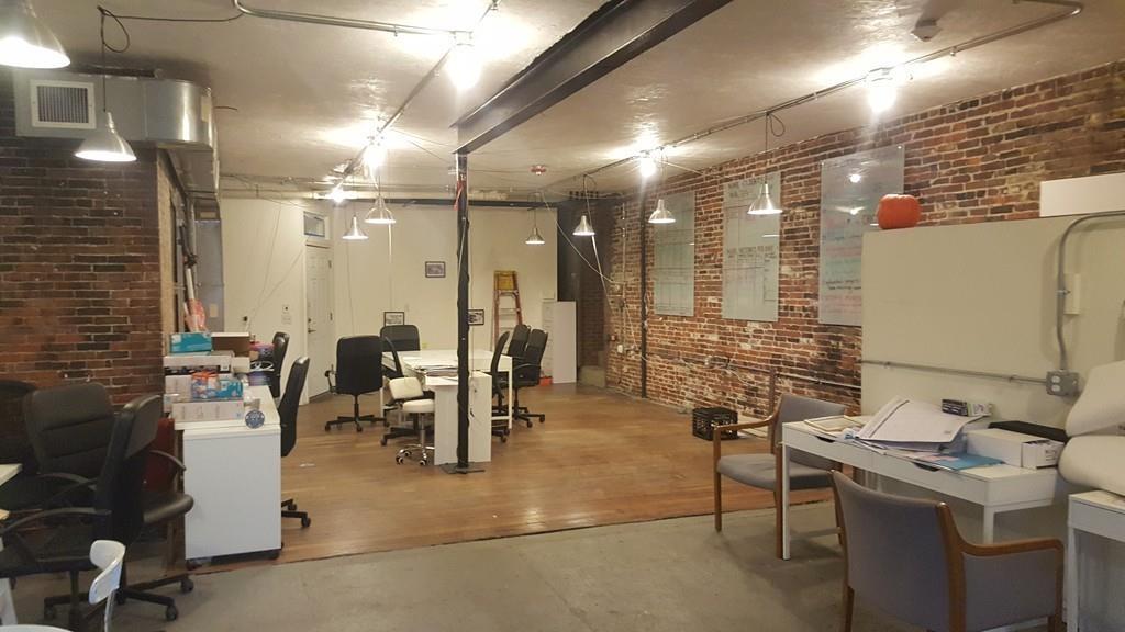 190 Dorchester Ave - Photo 1
