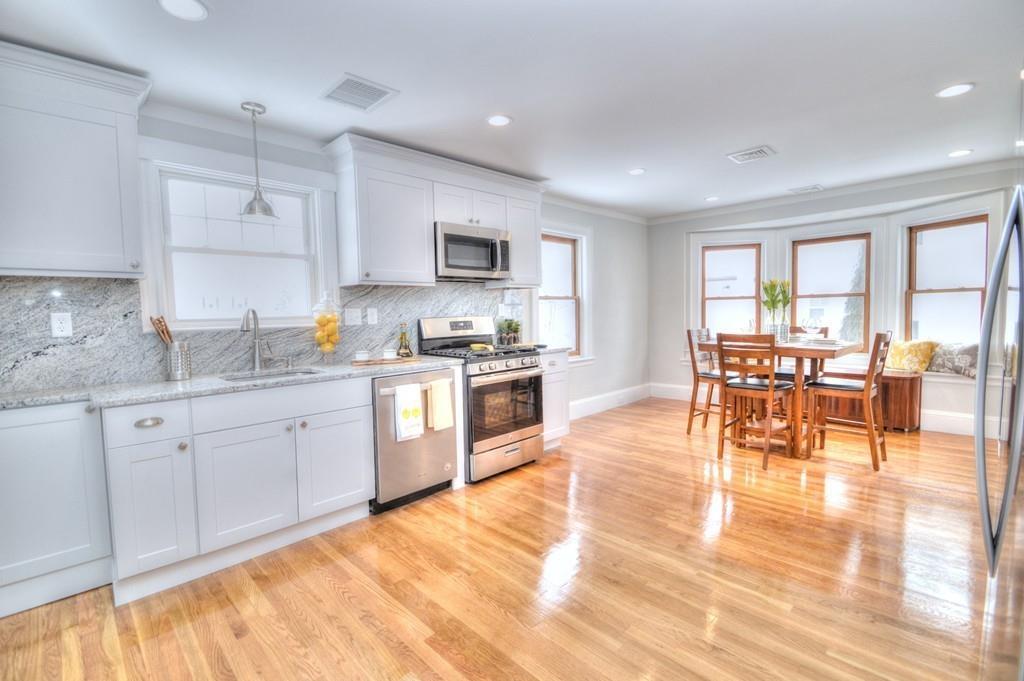 245 William Street - Photo 1