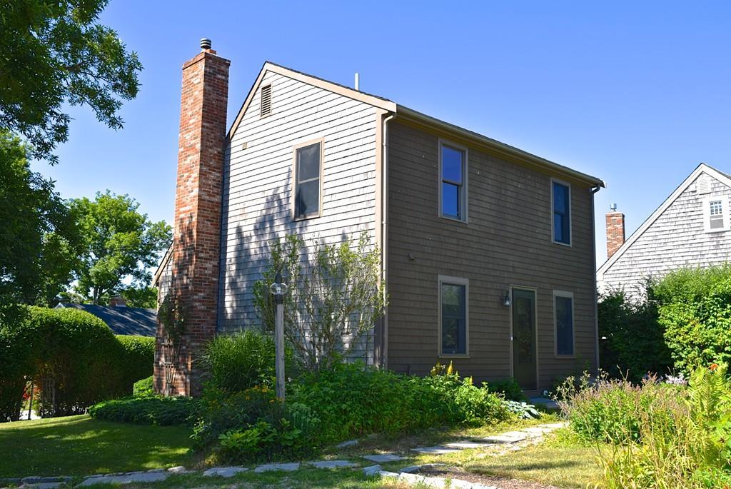 131 Knott Ave - Photo 1