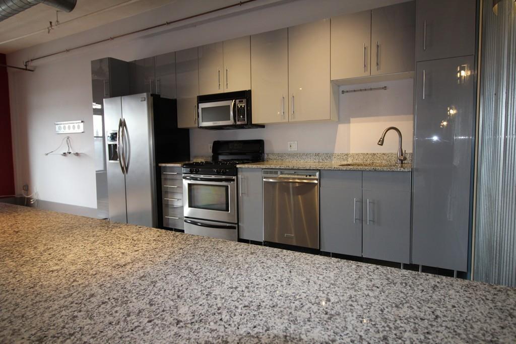10 Williams - Photo 1