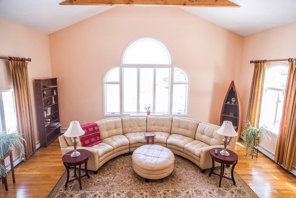 33 White Oak Dr - Photo 1
