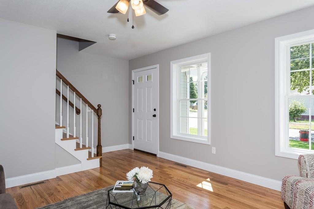 93 Wallace - Photo 1