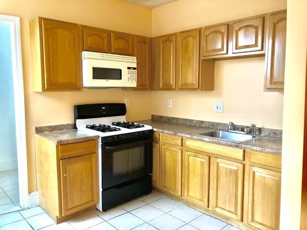 52 Washington Ave - Photo 1