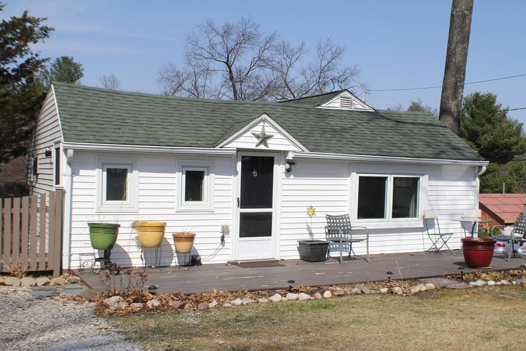 128 North Lake Avenue - Photo 1