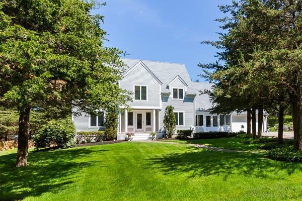 7 Essex Reach Road - Photo 1