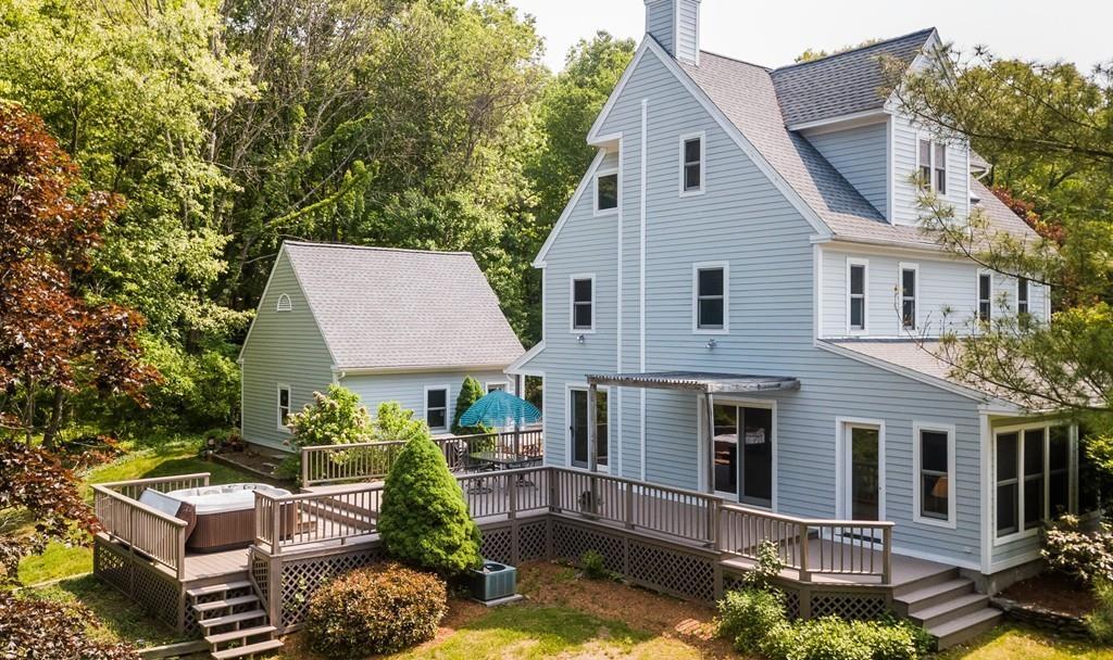 44 Winterberry Lane - Photo 1