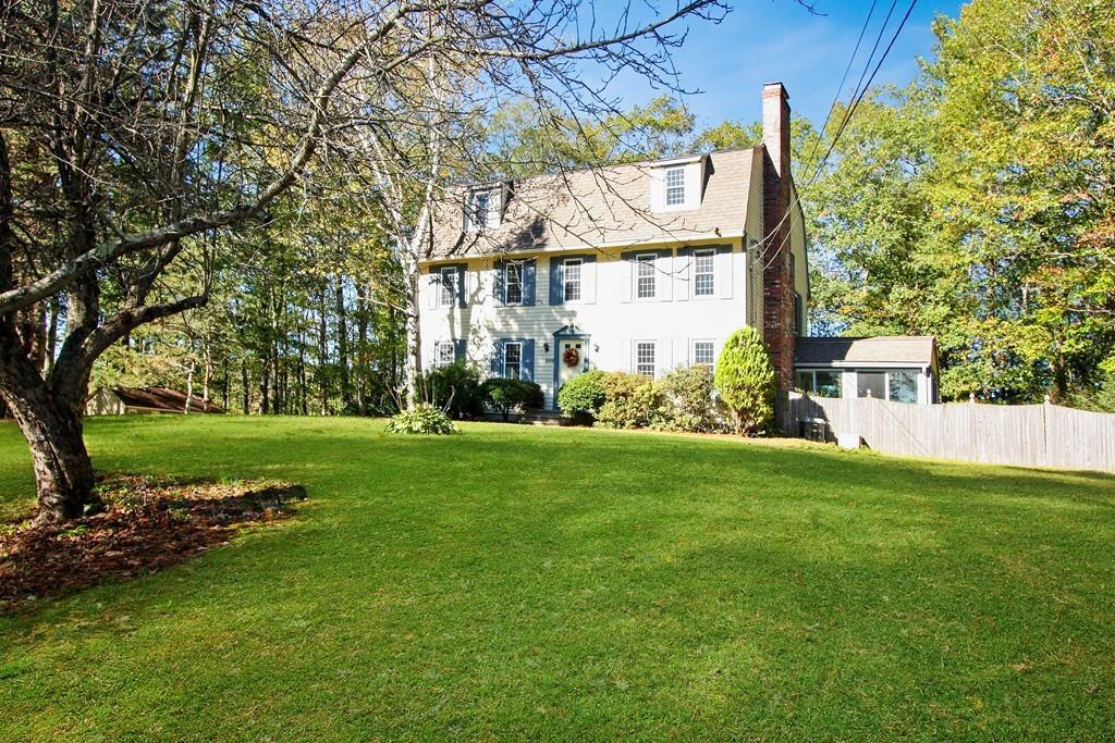 300 Eight Lots Rd - Photo 1