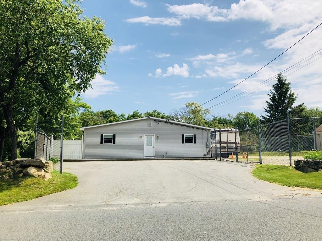 1 Kirby Rd - Photo 1